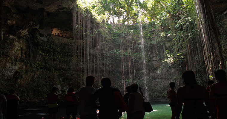 Private Chichen Itza & Cenote Ik Kil 